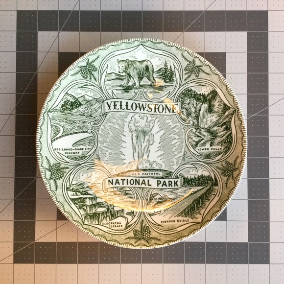 Vintage Green Transfer ware Yellowstone National Park Souvenir Plate - Picture 4 of 5